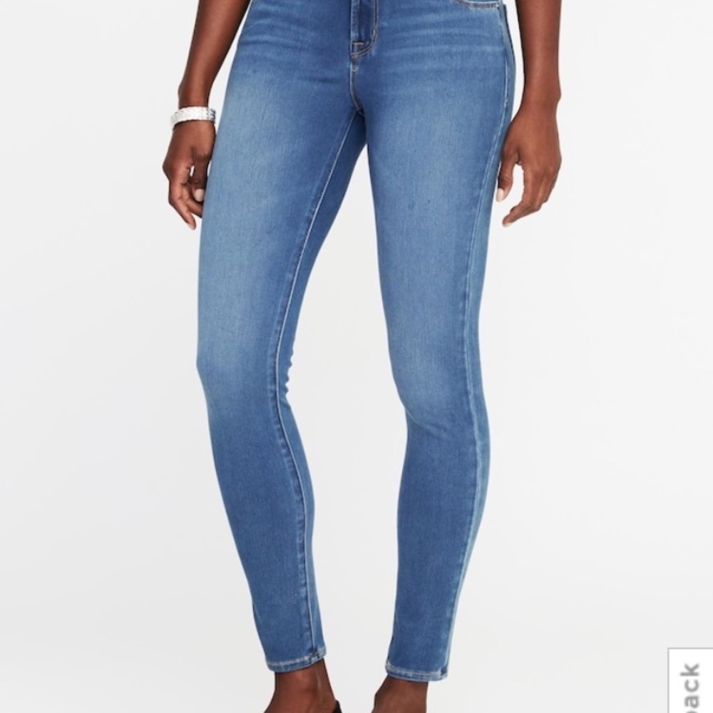 Medium Rise Rockstar Jean