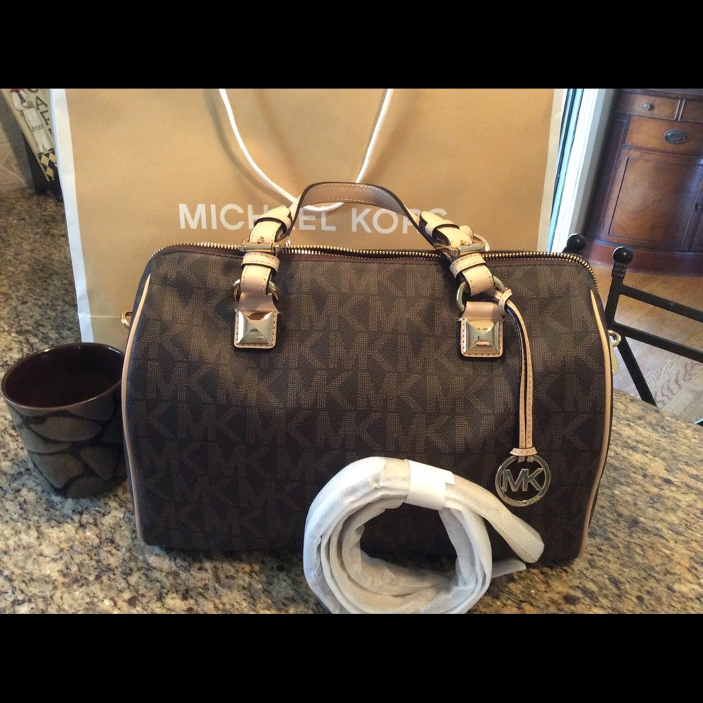 Michael Kors Lg Satchel