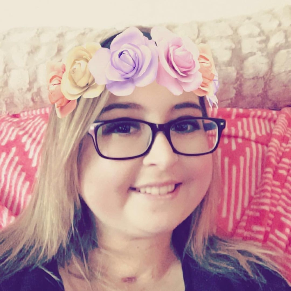 Meet your Posher, Kayla
