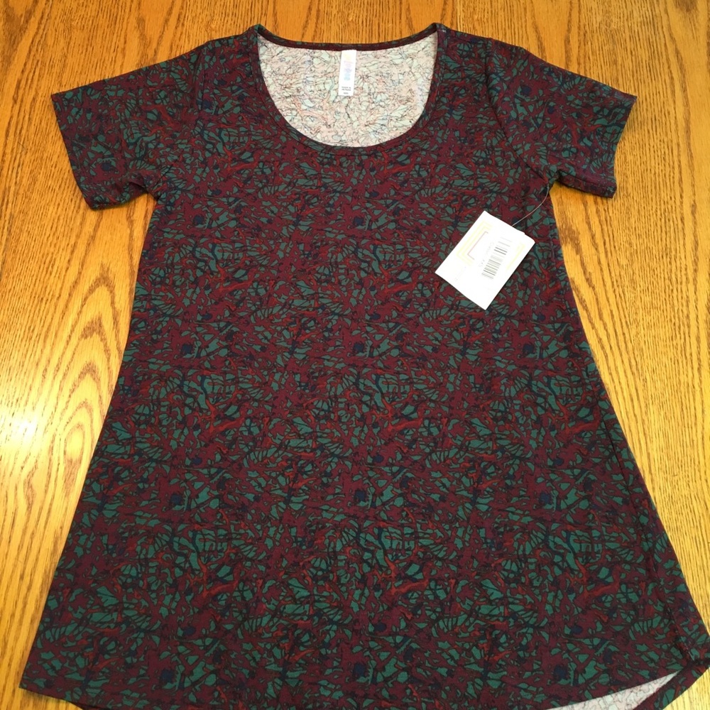 LuLaRoe Classic- T