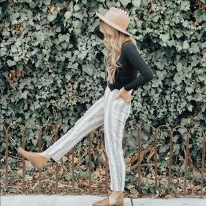 BRANDY MELVILLE TILDEN PANTS