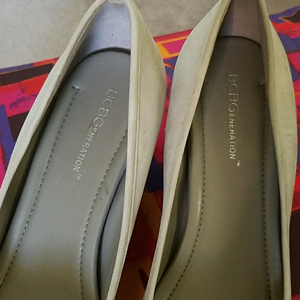 BCBG Heels - Picture 2 of 4