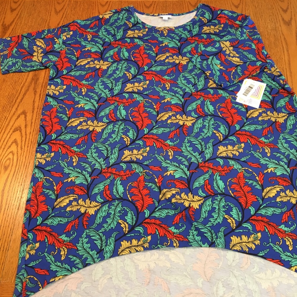 LuLaRoe Irma Tunic