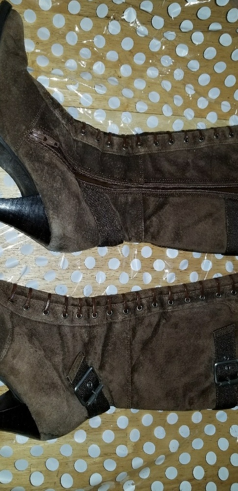 Steve Madden suede boots