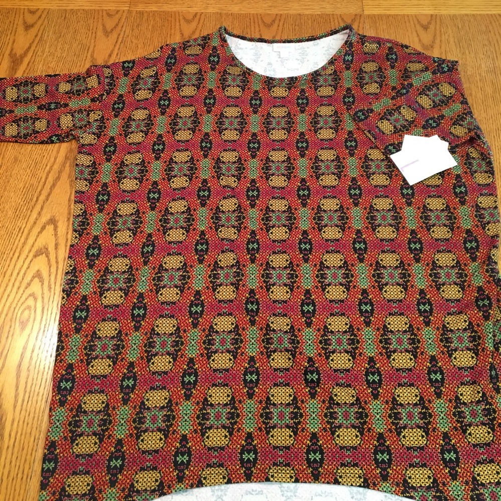 LuLaRoe Irma Tunic