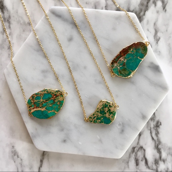 Raw Jasper Natural Stone 18K Gold Dainty Necklace - Picture 4 of 6