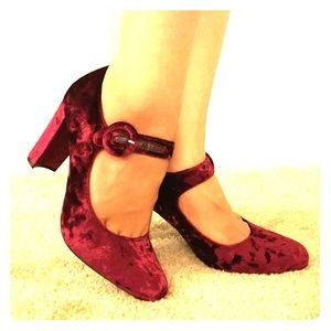 NWOT Dark Red Velvet Heels