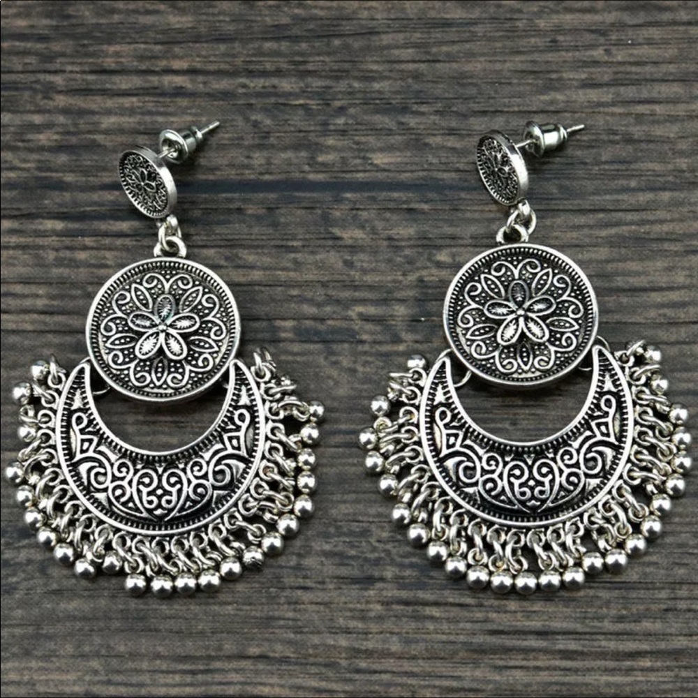 Mythic Antique Silver Carved Moon Tibetan Boho NWT - Picture 3 of 7