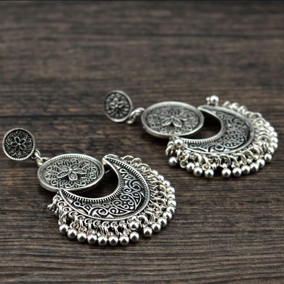 Mythic Antique Silver Carved Moon Tibetan Boho NWT - Picture 5 of 7