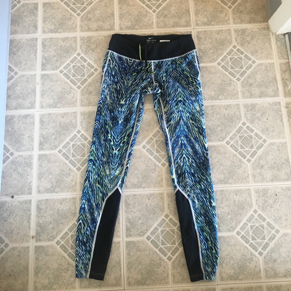 NIKE LEGGINGS