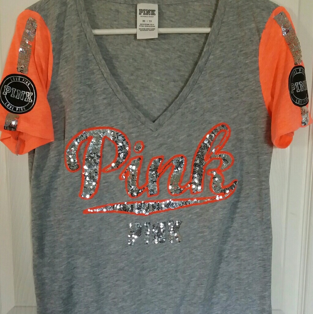 Victoria's Secret PINK BLING Vneck