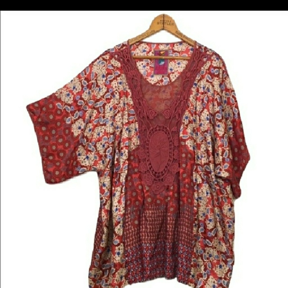 Johnny was blouse