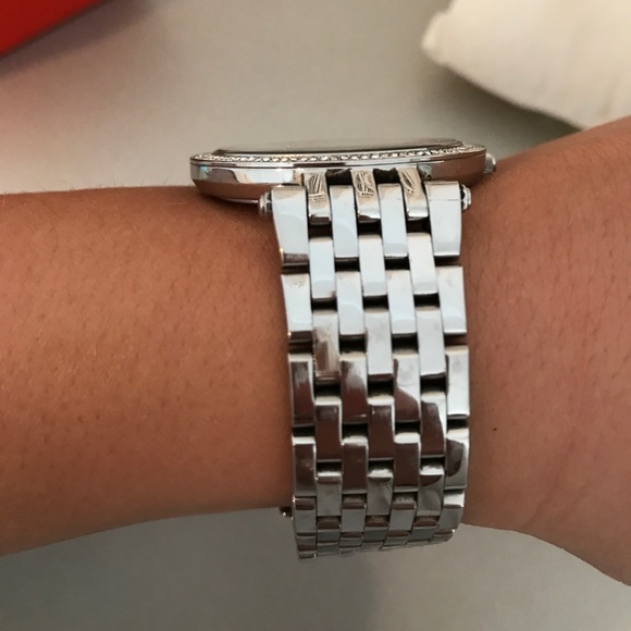 Michael Kors silver watch - Picture 4 of 4