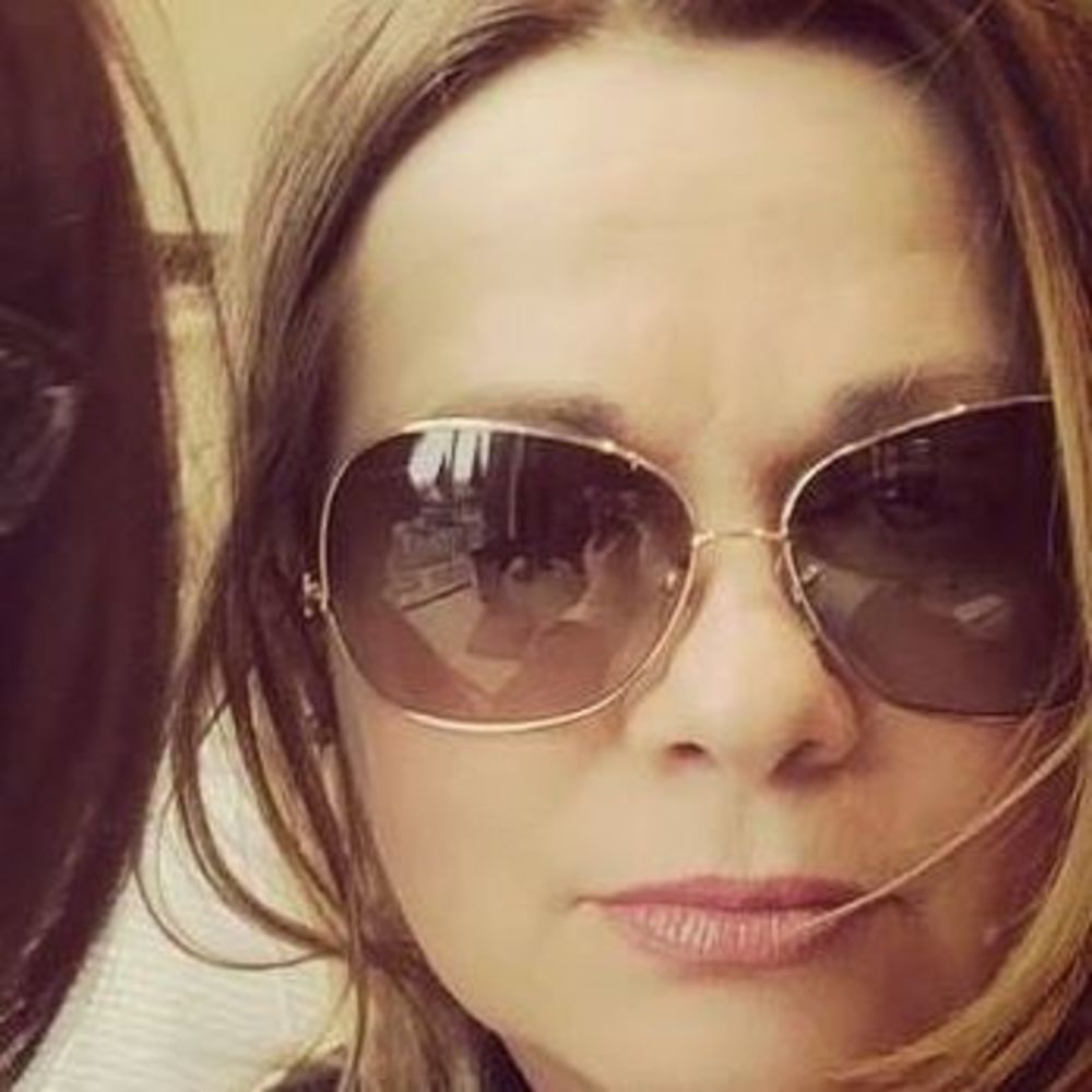 Meet your Posher, Liz