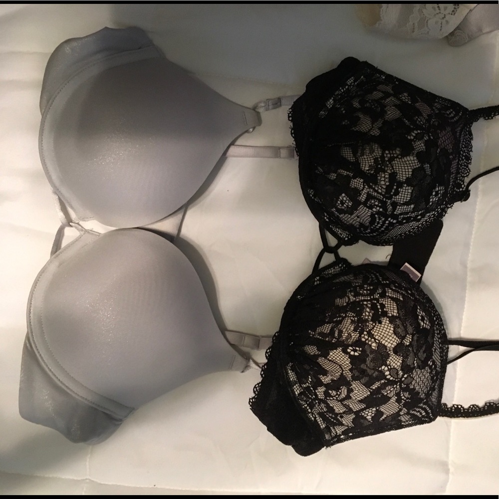 SOLDVictoria’s Secret bombshell bras SOLD