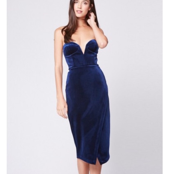 Yumi Kim Dresses & Skirts - Yumi Kim Velvet Allure Dress