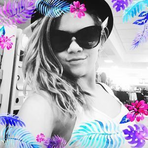 Meet your Posher, Jade