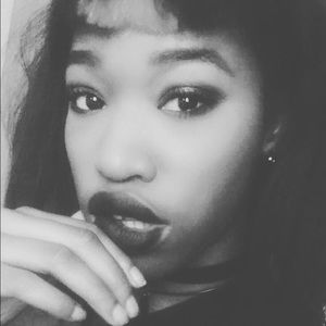 Meet your Posher, Victoria