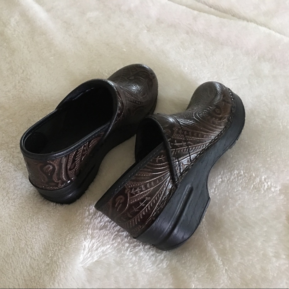 Dansko shoes