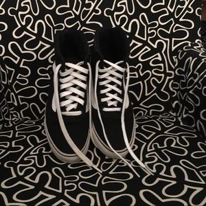 Black high top VANS