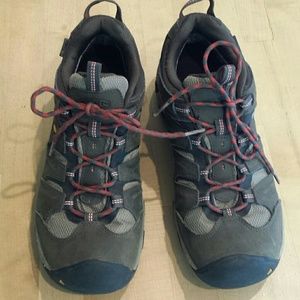 Keen mens koven hiking shoe