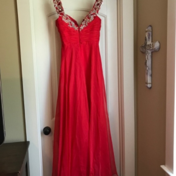 Mac Duggal Cherry Chiffon Off the Shoulder Dress - Picture 5 of 8