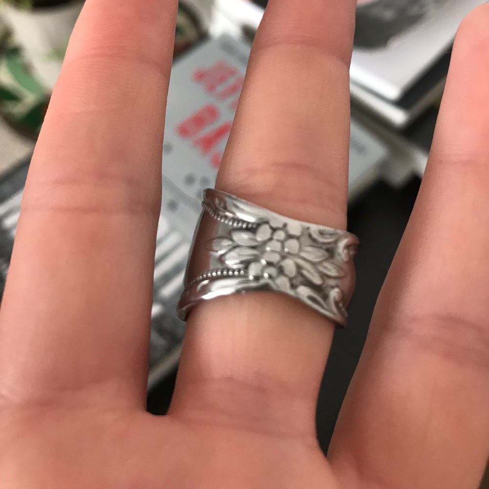Spoon Ring - Picture 2 of 2