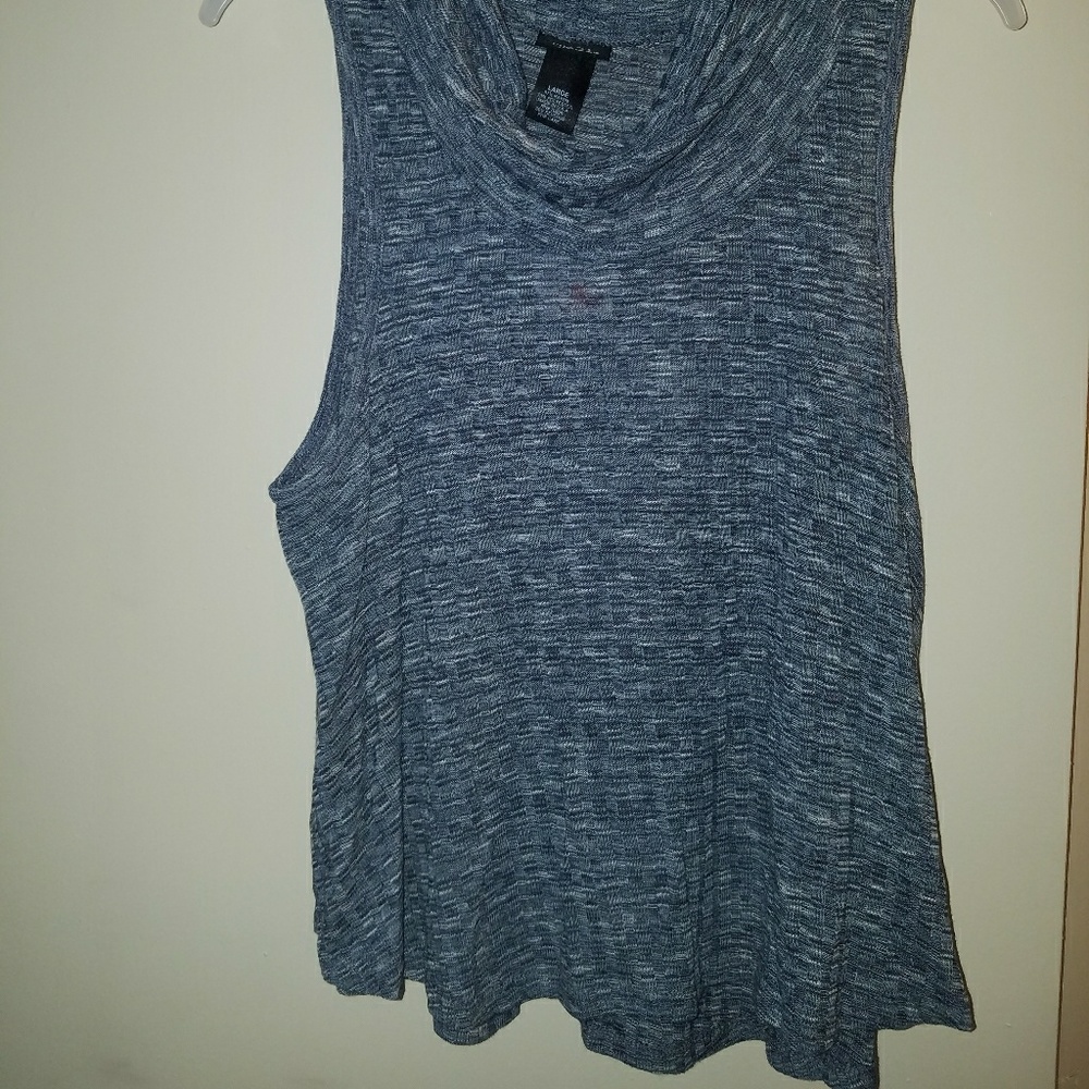 Blue crop top