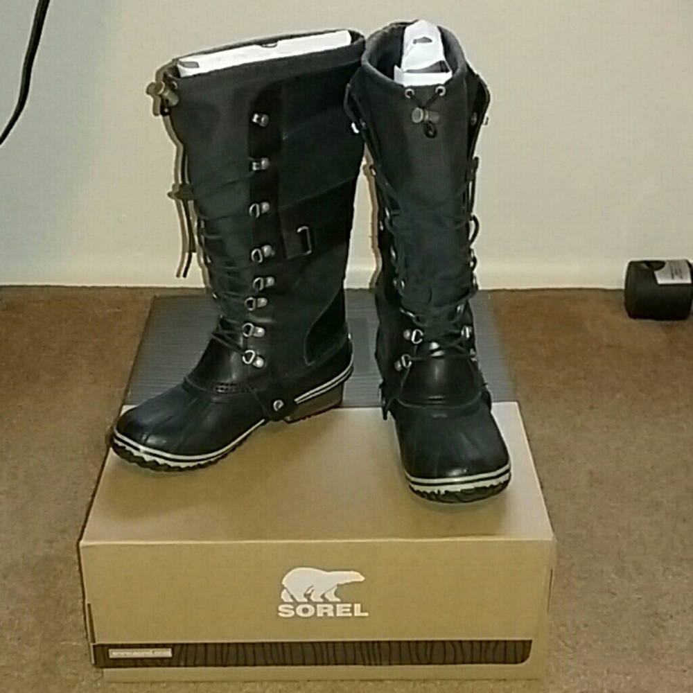 Tall and Stylish Conquest Carly Snow Boots
