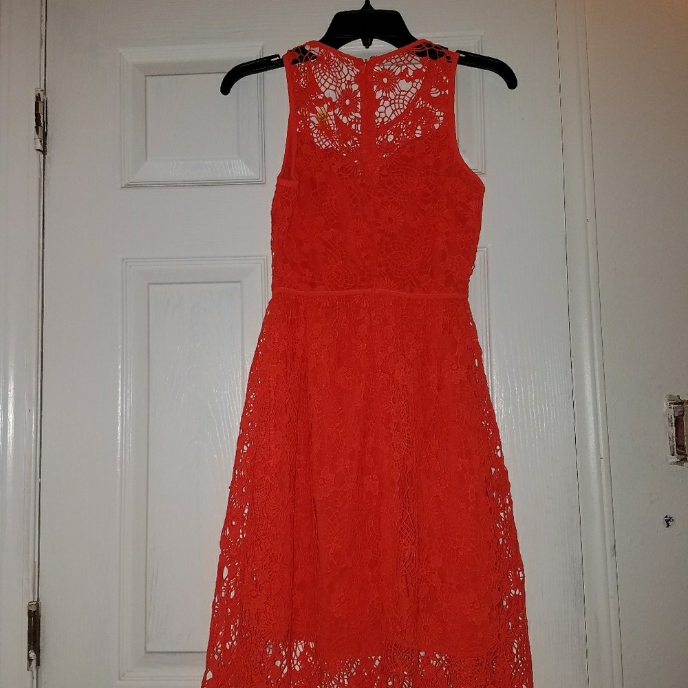 Dress - Picture 2 of 3