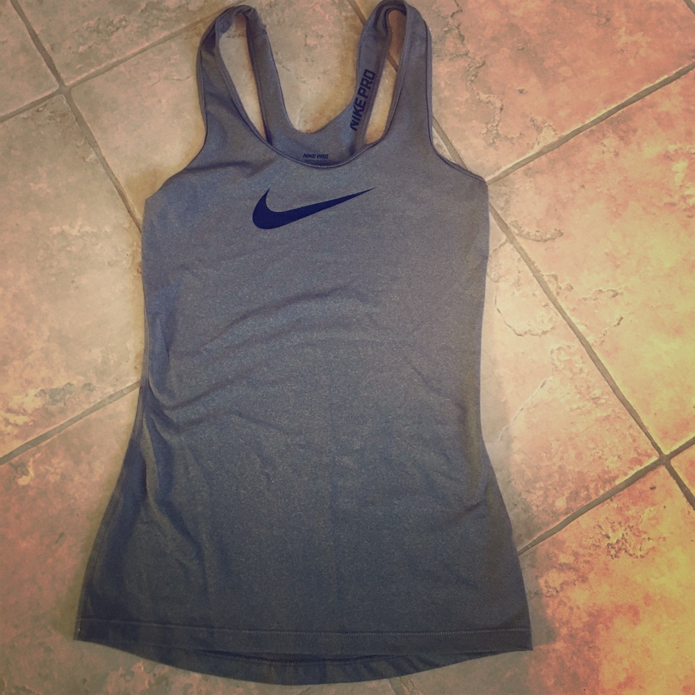 Nike pro tank