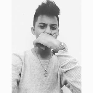 Meet your Posher, Yova