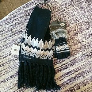 Harley Davidson scarf and mittens set