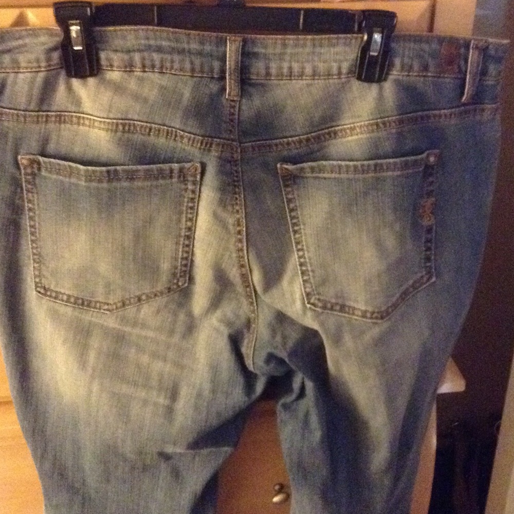 Boot cut jeans