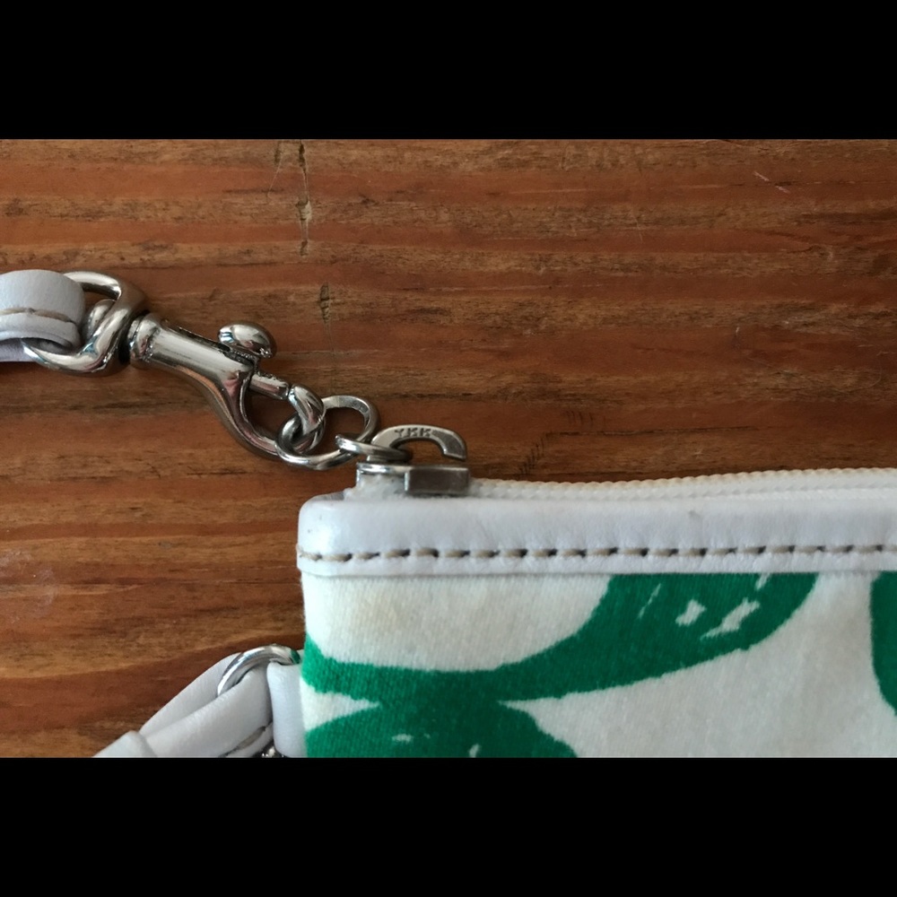 Coach wristlet - Picture 2 of 6