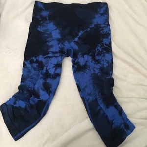 Lululemon tie dye crops