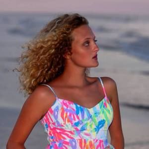 Meet your Posher, Haley