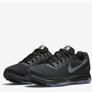 nike zoom all black womens