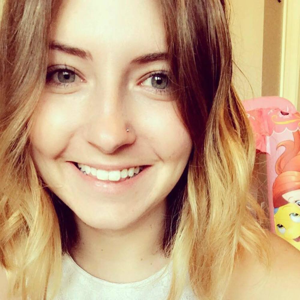 Meet your Posher, Carli