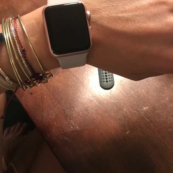 Apple Watch - Picture 8 of 8