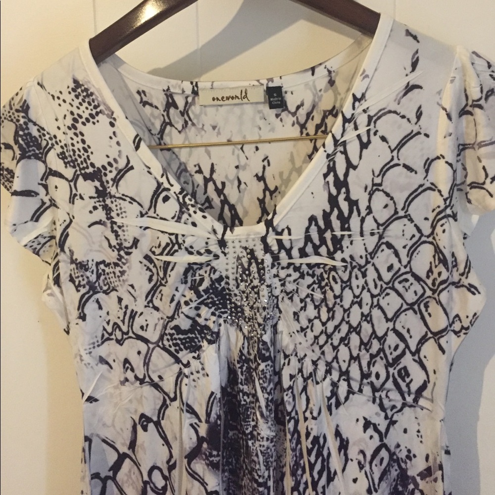 Print Top - Picture 2 of 3