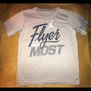 Nike Youth Boy's Flyer T Shirt, Size Medium