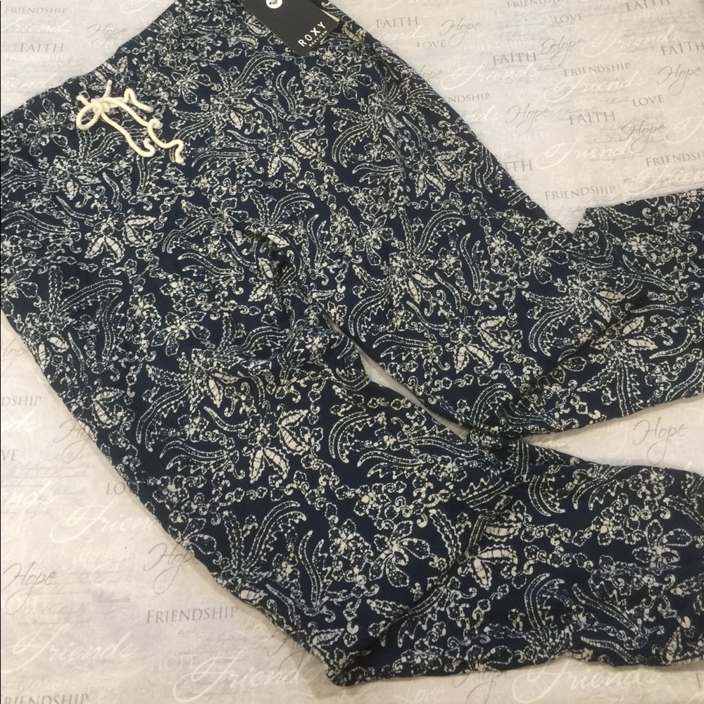 Roxy pants