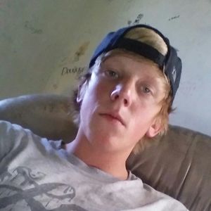 Meet your Posher, Dillon