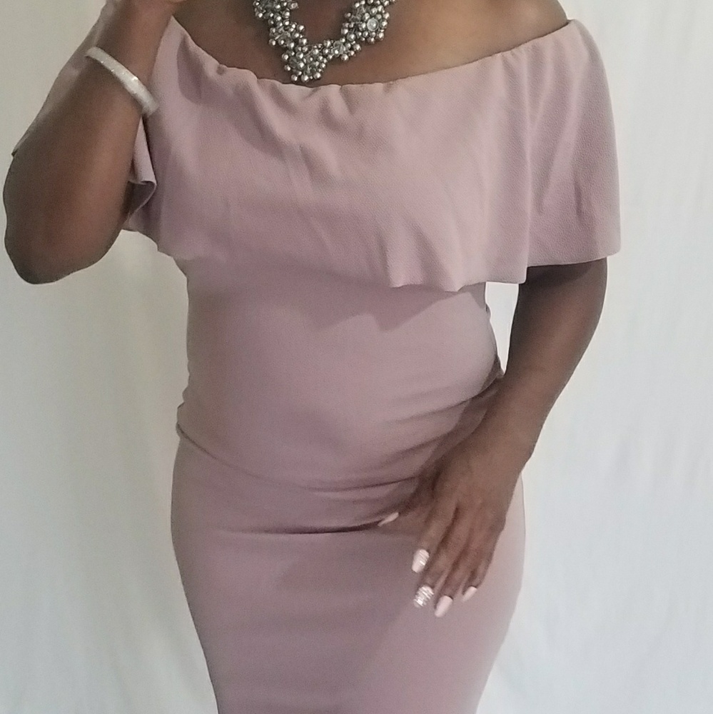 NEW Mauve Off-Shoulder Midi Dress Size L