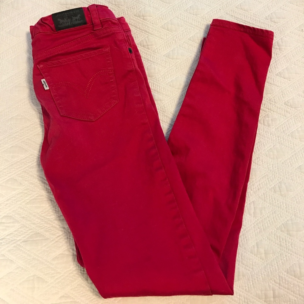 Levi's Cranberry Pants