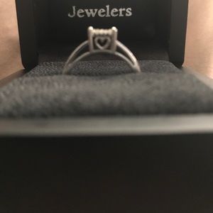 10k white gold diamond ring. Size 7
