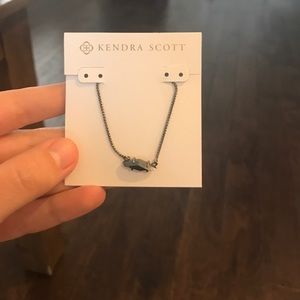 Kendra Scott necklace