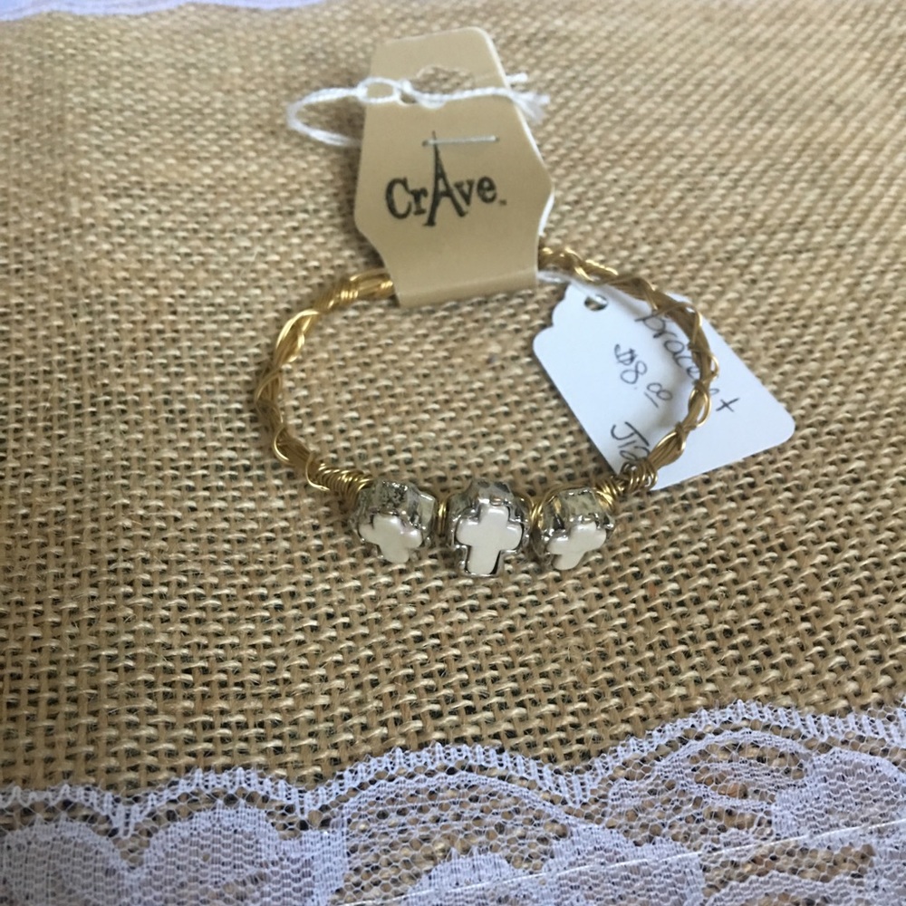 Small cross bracelet
