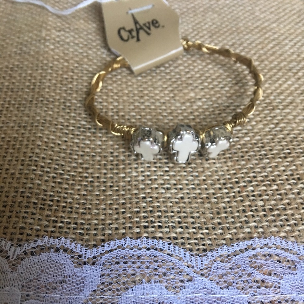 Small cross bracelet - Picture 3 of 3